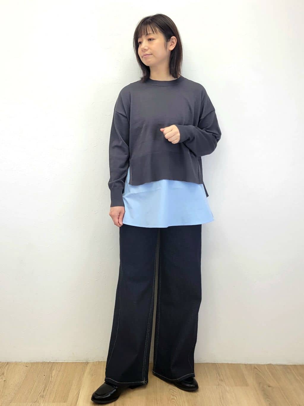 LISAさんの「OPAQUE.CLIP｜《ツインセット》リラクシーサイドスリットニット&times;ドッキングタンク【洗濯機洗い可】」を使ったコーディネート