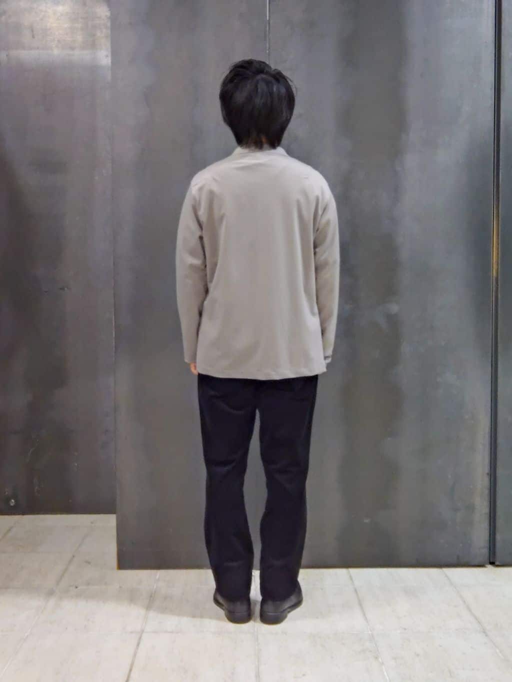 shiominさんの「TAKEO KIKUCHI｜リラックス カーディガン ジャケット」を使ったコーディネート