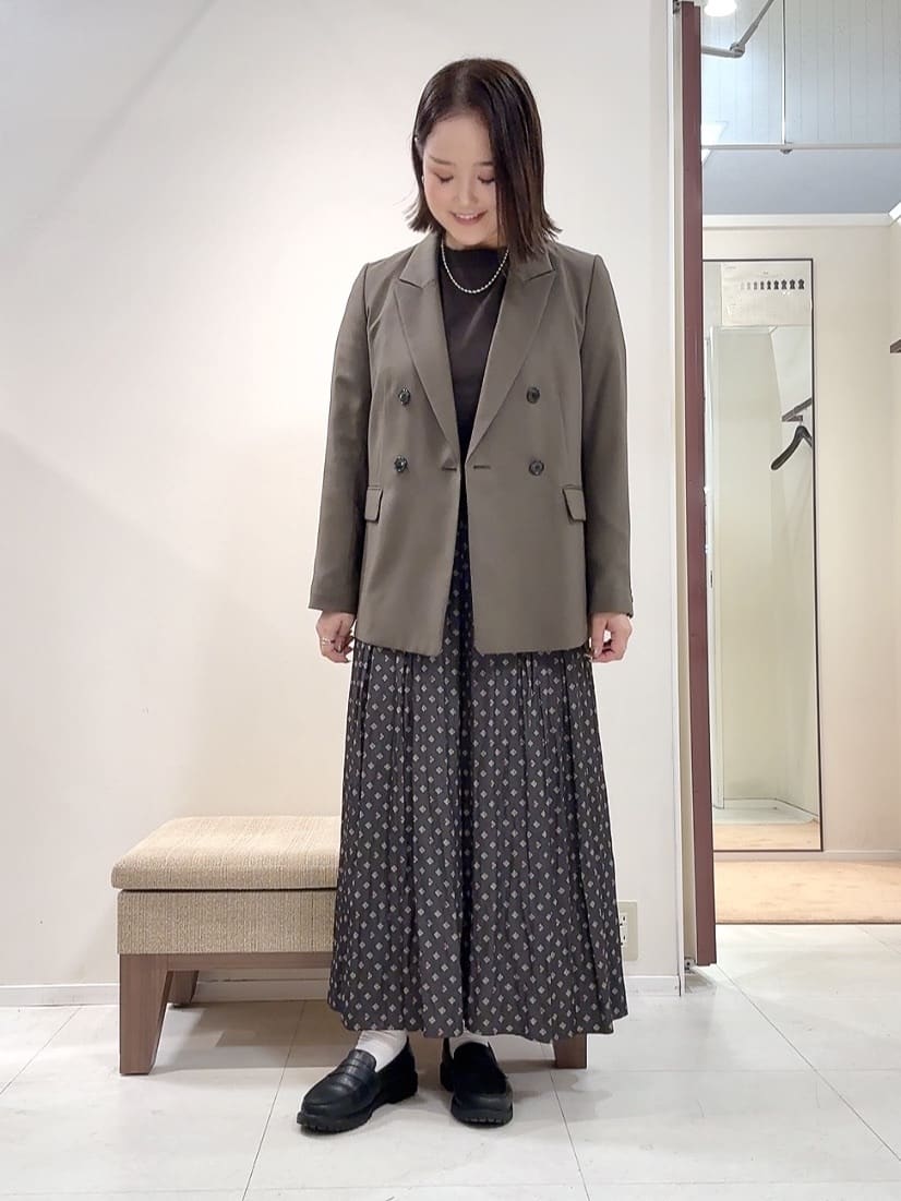 YUIさんの「UNTITLED｜【セットアップ可】ウールライク ダブルブレストジャケット」を使ったコーディネート