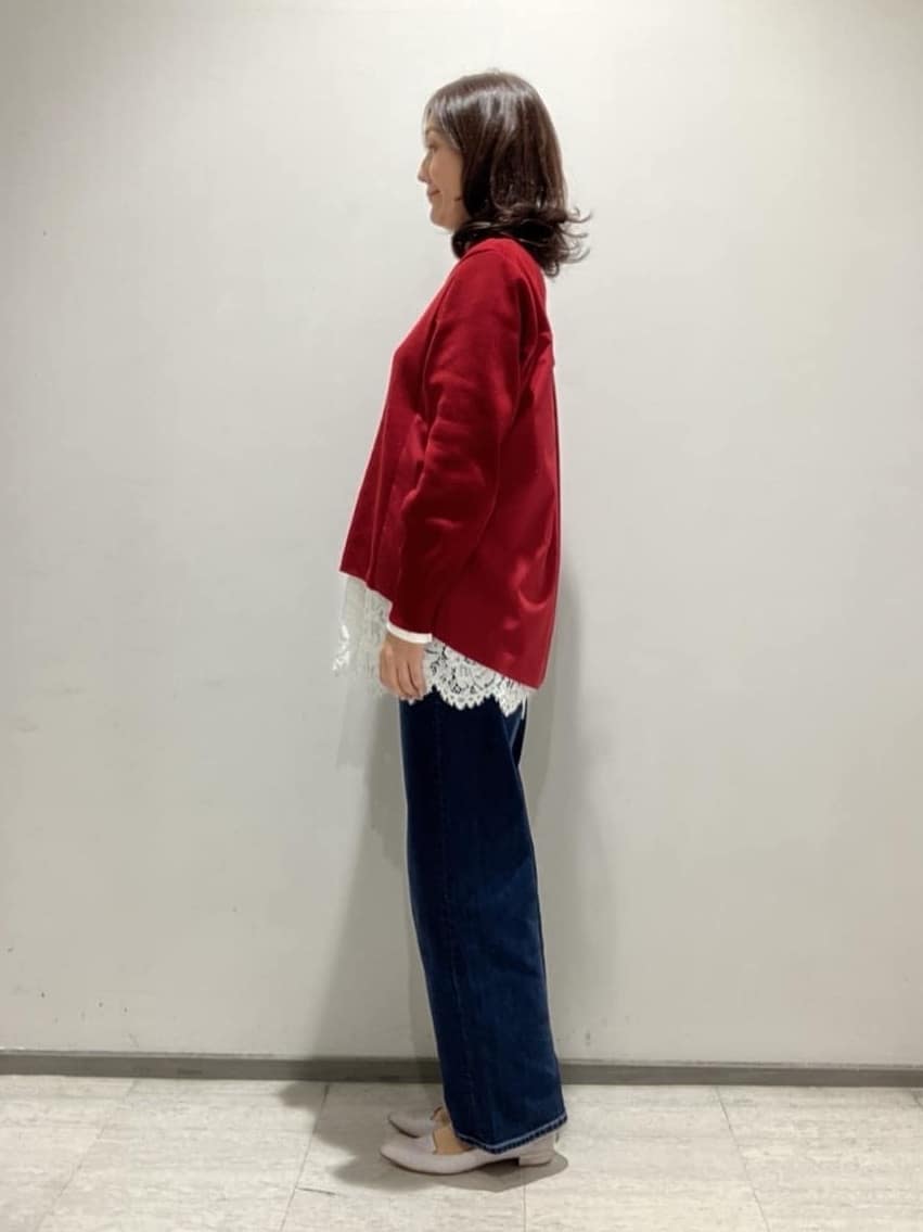 fujiさんの「INDIVI｜【洗える／選べる8色】トーンアップニット」を使ったコーディネート