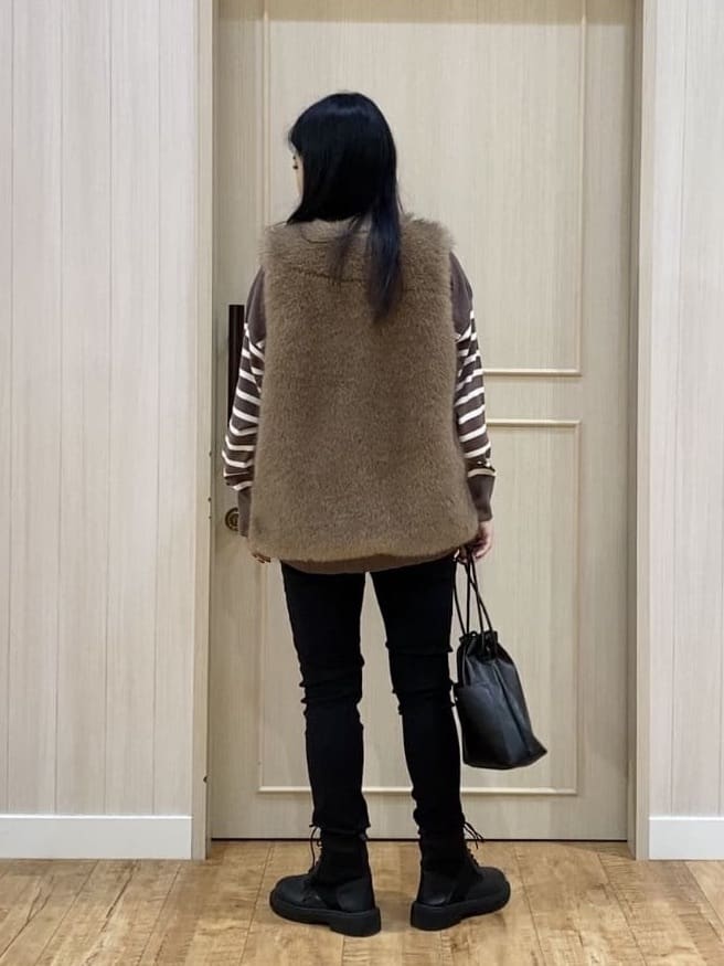 ERIさんの「SHOO･LA･RUE｜」を使ったコーディネート
