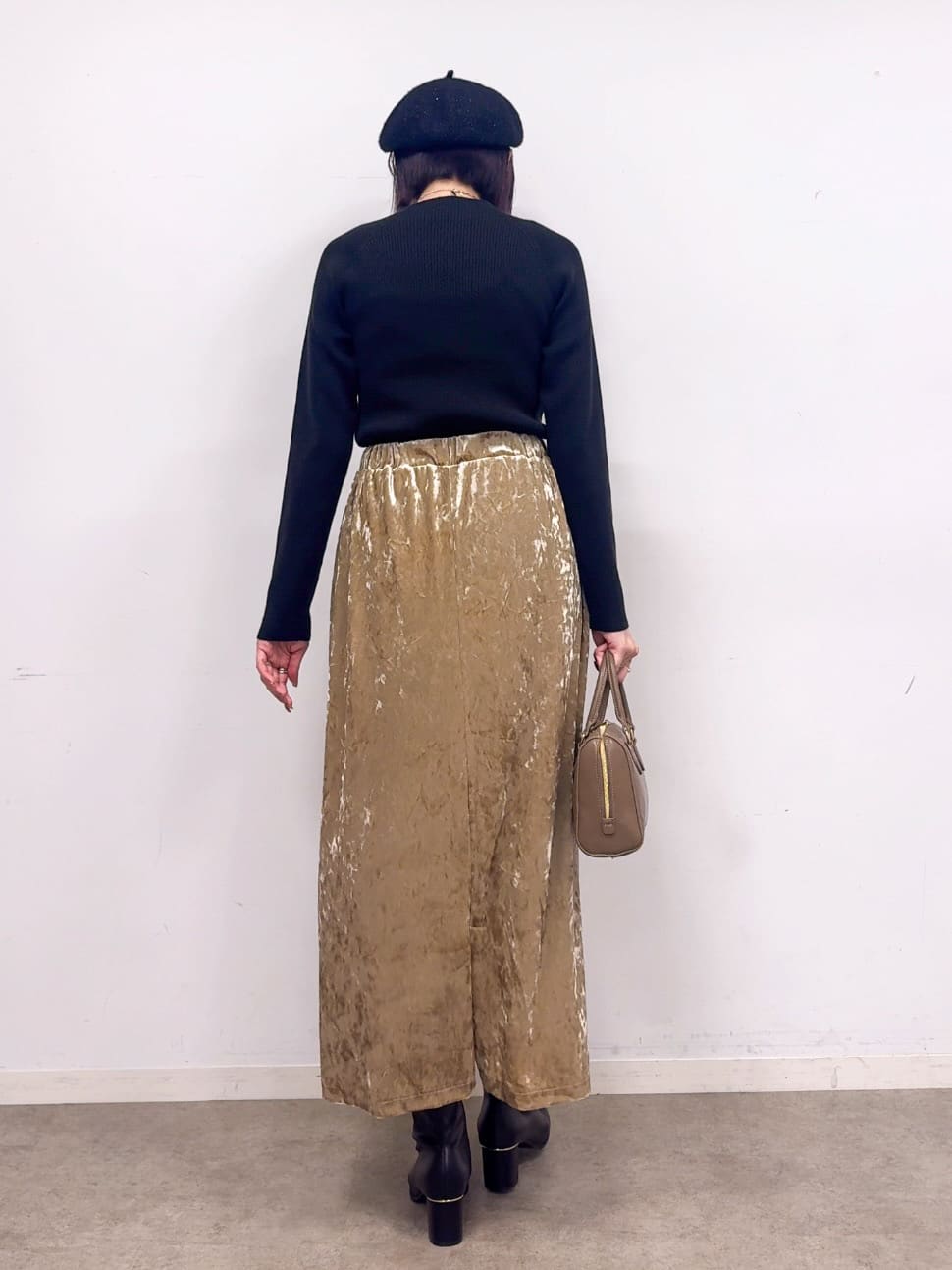 𝐜𝐡𝐢𝐤𝐚さんの「SHOO･LA･RUE｜【絶妙なゆるピタ/洗濯機可】ちくちくしにくい リブハイネックやわらかニット」を使ったコーディネート