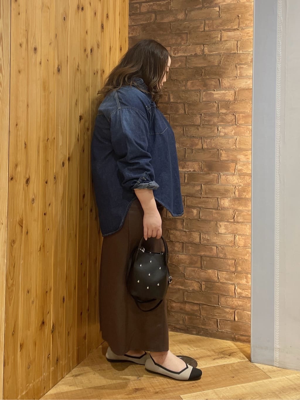 Risaさんの「SHOO･LA･RUE｜【S-LL】インせず決まる 背中タック入り パフ袖トップス」を使ったコーディネート