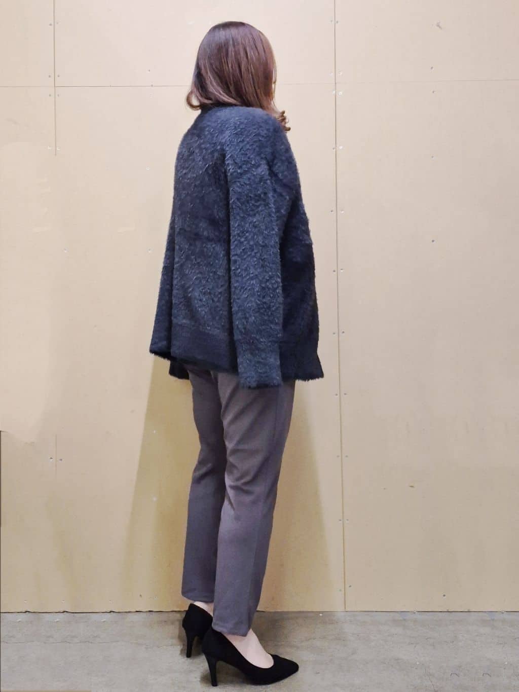 ひさえさんの「THE SHOP TK｜【ふわふわあったか】フェザーカーディガン」を使ったコーディネート