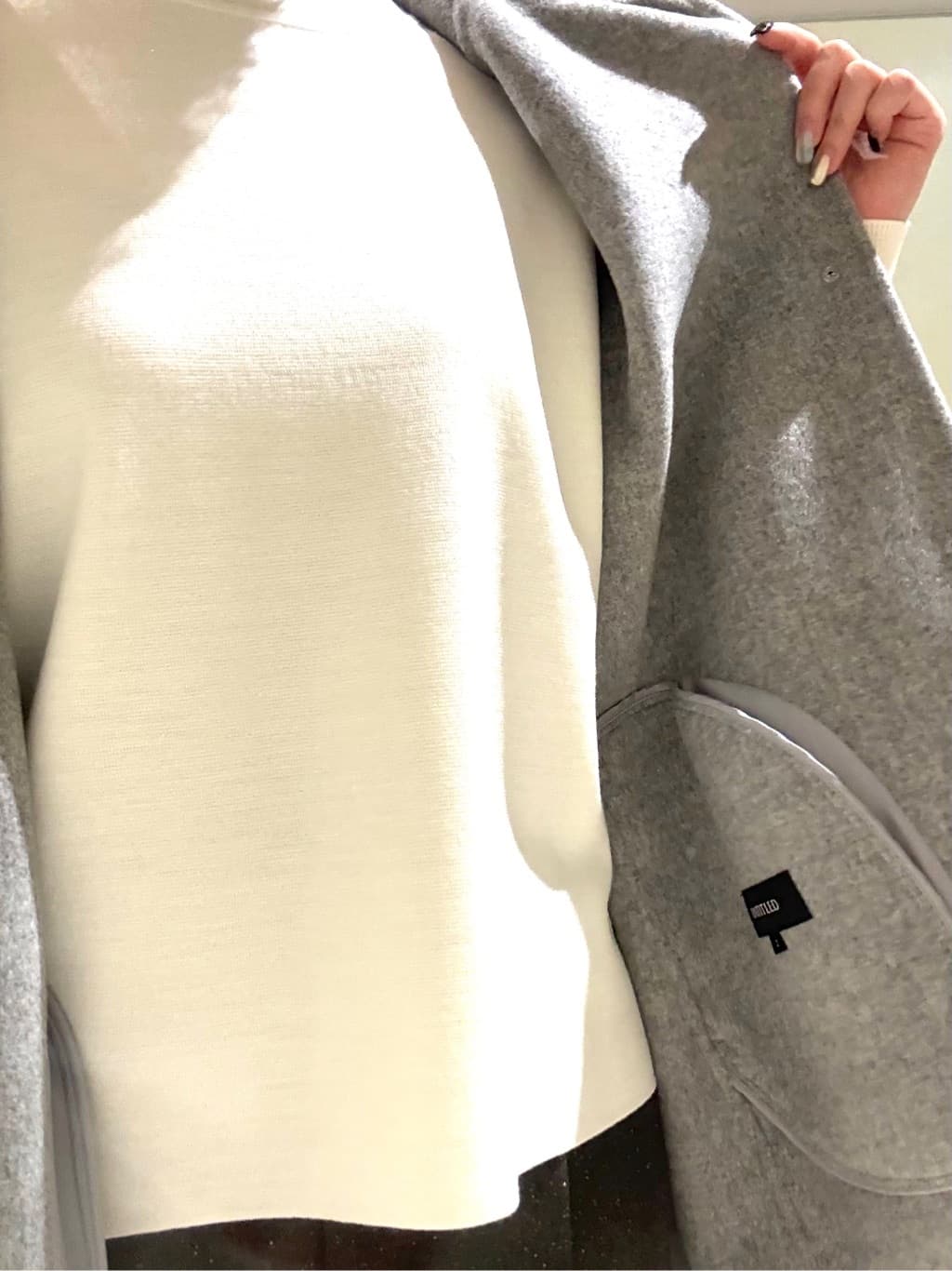 Itoさんの「UNTITLED｜【ワイド/後ろゴム/シーズンレス】シルクネップツイードパンツ」を使ったコーディネート