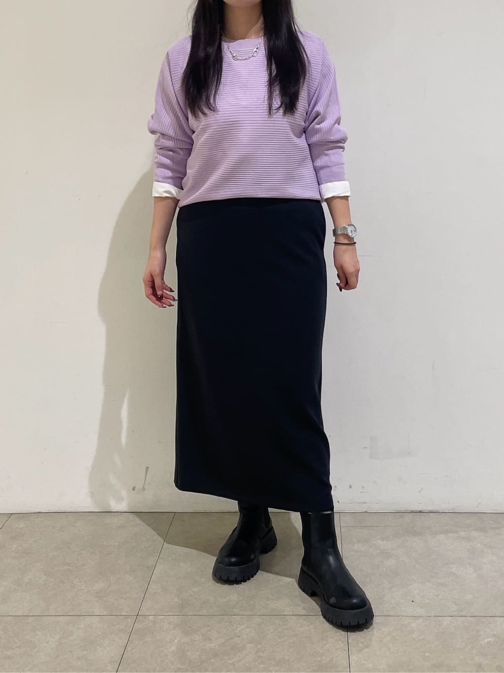 emikaさんの「INDIVI｜【洗える／体型カバー】美シルエットニット」を使ったコーディネート