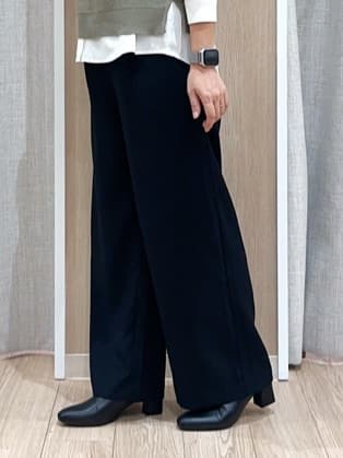 naoさんの「grove｜ニットベスト&times;シャツセット」を使ったコーディネート