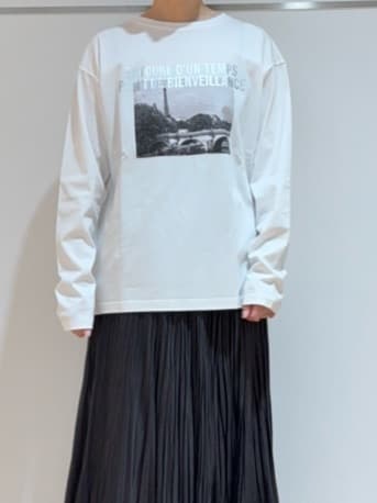 あやさんの「UNTITLED｜【洗える/コットン100%】グラフィックロンT」を使ったコーディネート