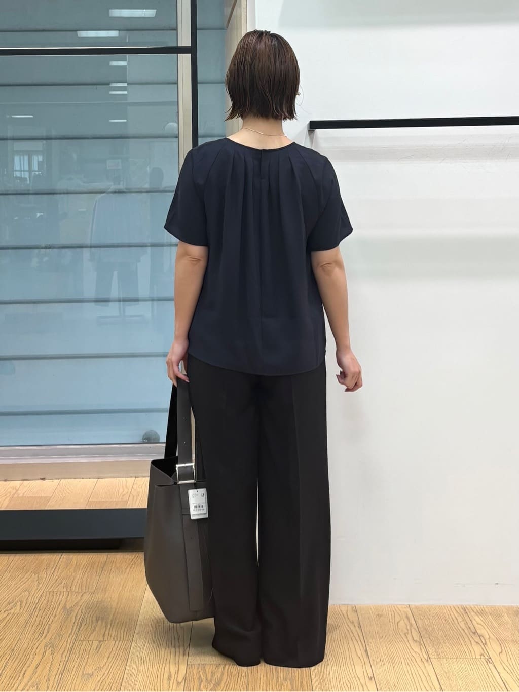 asamiさんの「INDIVI｜【UVケア】タックブラウス」を使ったコーディネート