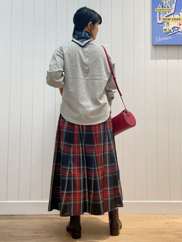 mikaさんの「Dessin｜【ウエストゴム/洗える】映えチェック柄スカート（XS~L）」を使ったコーディネート