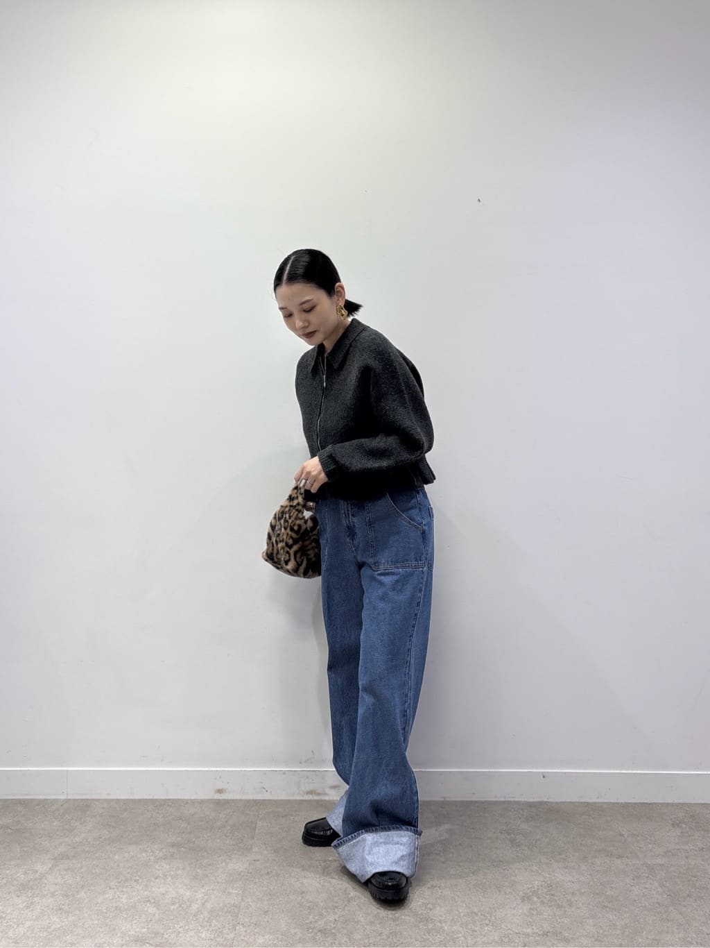 ayanoさんの「INDIVI｜ロールアップデニム」を使ったコーディネート