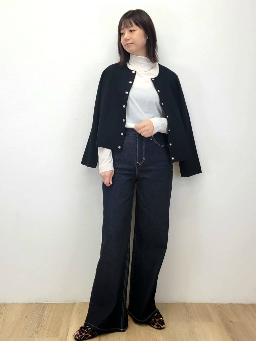 LISAさんの「OPAQUE.CLIP｜スナップボタンニットカーディガン【UVケア／洗濯機OK】《6col／S～LL》」を使ったコーディネート