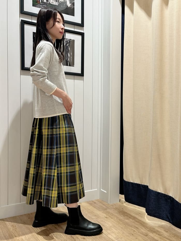 mihoさんの「Dessin｜【ユニセックス/洗える】バイカラーニット」を使ったコーディネート