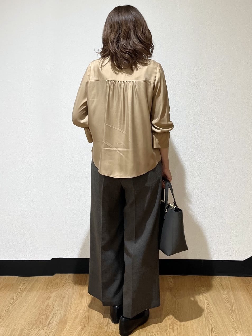 ayaさんの「Reflect｜【キレイめスタイル／通勤におすすめ◎】ボウタイシャンブレーカラーブラウス」を使ったコーディネート