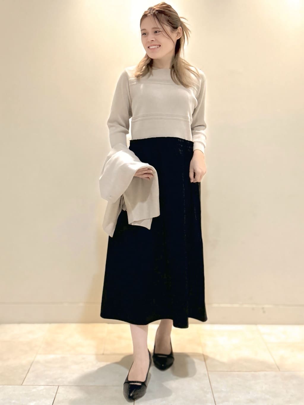 S&auml;K&iuml;さんの「Reflect｜【軽い羽織に◎／セットアップ可】パール調ボタン付きカーディガン」を使ったコーディネート