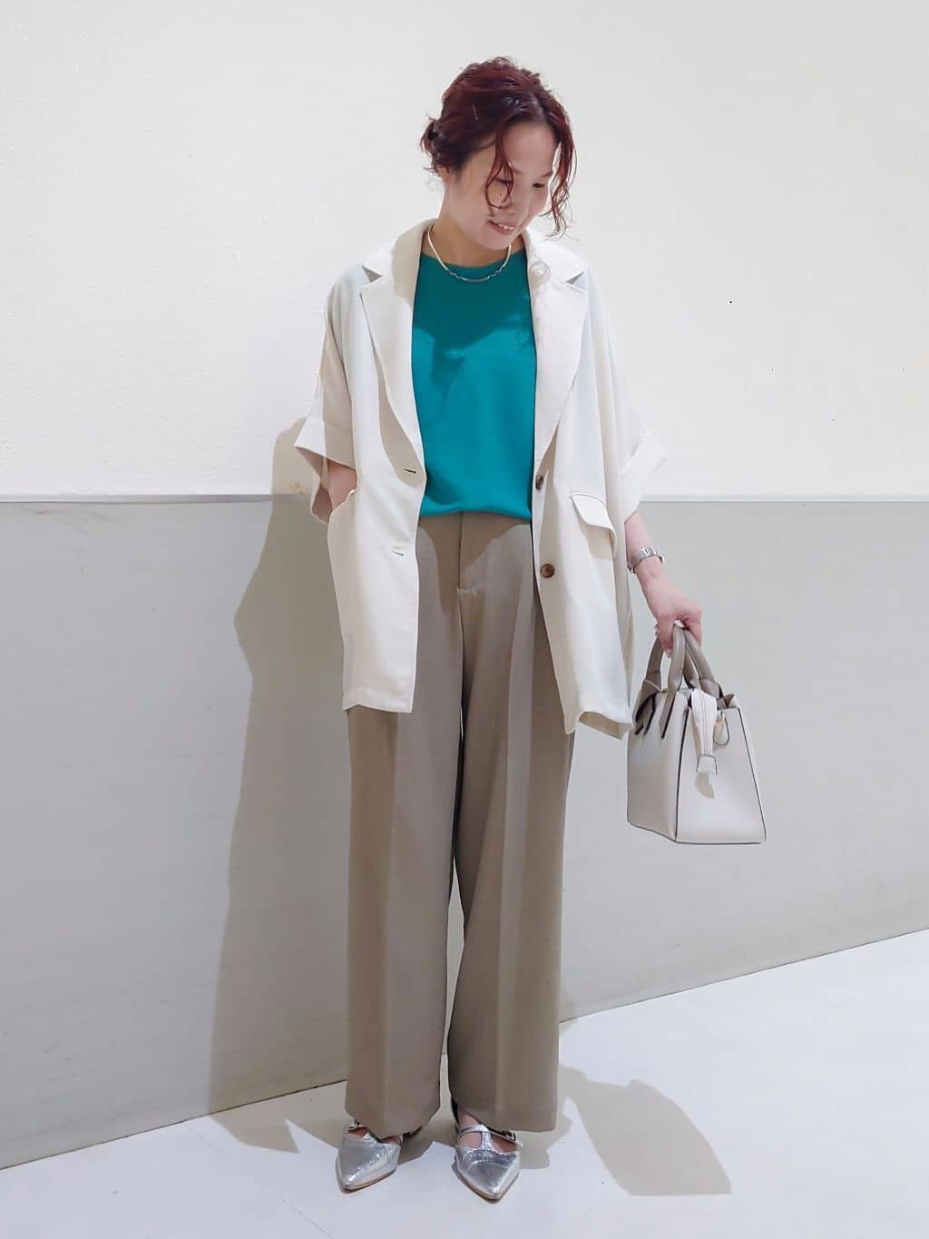 maruさんの「THE SHOP TK｜【6色展開】さらさらフレンチニット【毛玉になりにくい/洗濯機OK】」を使ったコーディネート