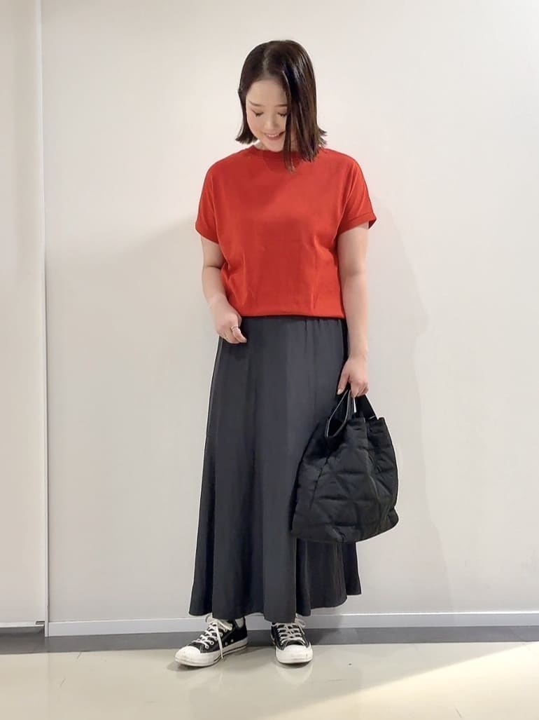 YUIさんの「UNTITLED｜【洗える/前後2WAY】ネックプルオーバーニット」を使ったコーディネート