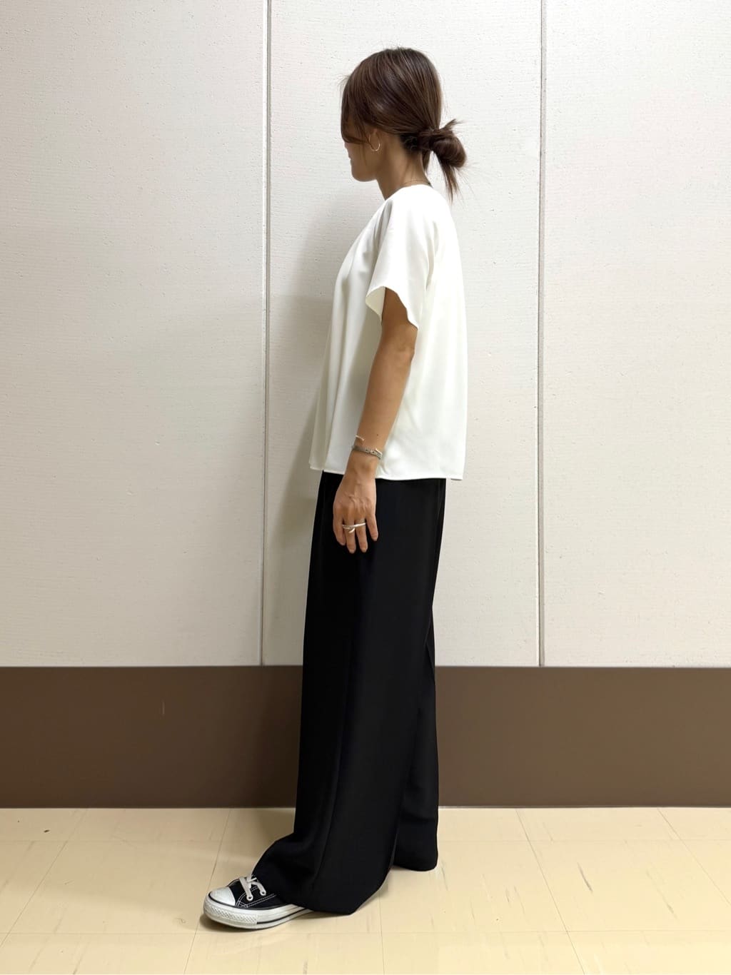 mamiさんの「INDIVI｜【UVケア】タックブラウス」を使ったコーディネート