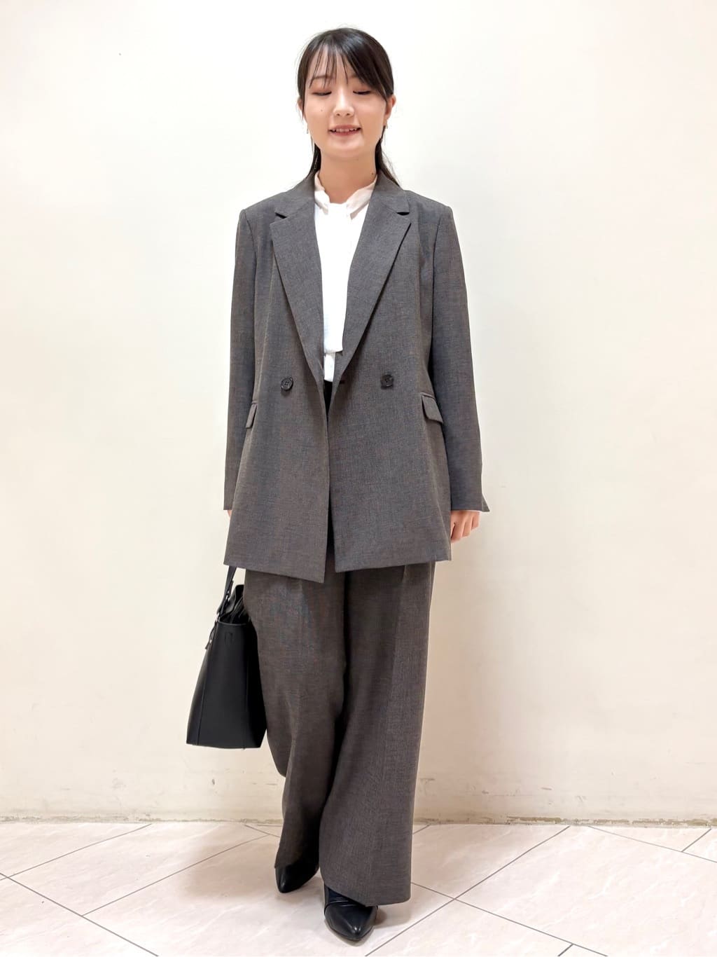 mikiさんの「Reflect｜【きちんと見え／通勤／セレモニーにおすすめ◎】ドット柄ボウタイブラウス」を使ったコーディネート
