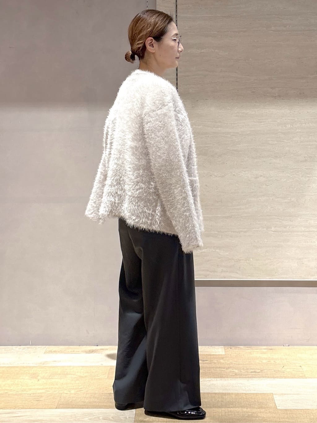 たけねぇさんの「OPAQUE.CLIP｜ベルト付きタックワイドパンツ【洗濯機OK】」を使ったコーディネート