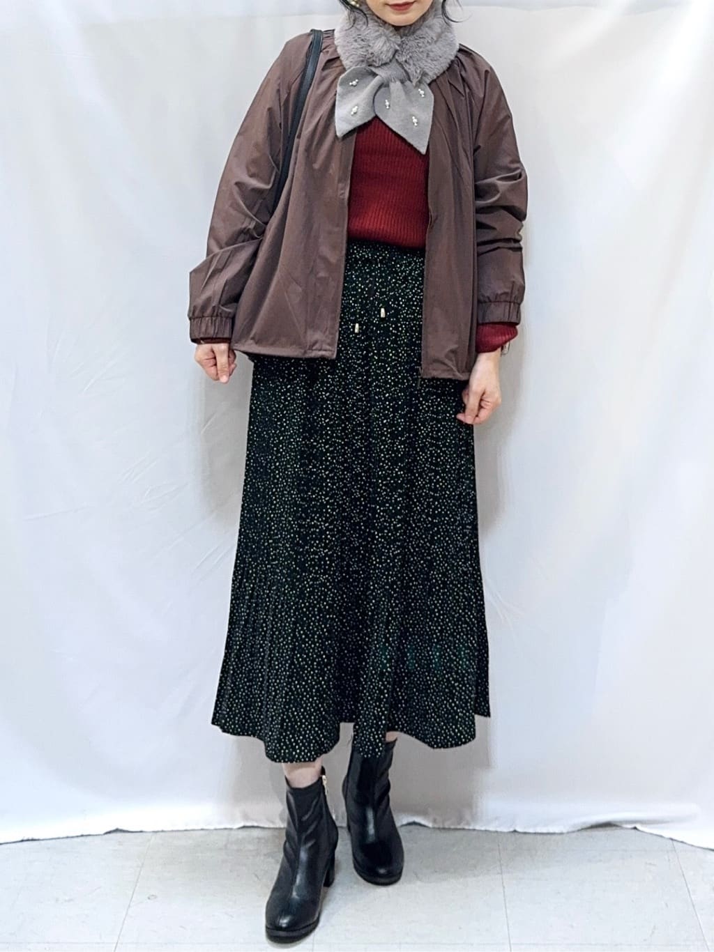 𝐇𝐢𝐫𝐨𝐦𝐢さんの「SHOO･LA･RUE｜【S-LL】オンとオフどちらにも使える 軽量なノーカラーブルゾン」を使ったコーディネート