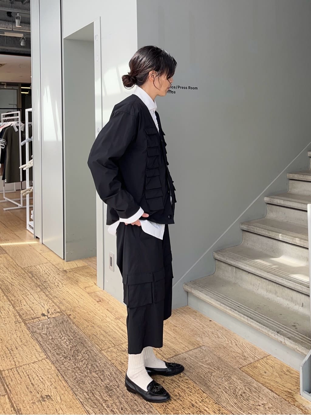 神野（jinno）さんの「TAKEO KIKUCHI｜カーゴハーフパンツ」を使ったコーディネート