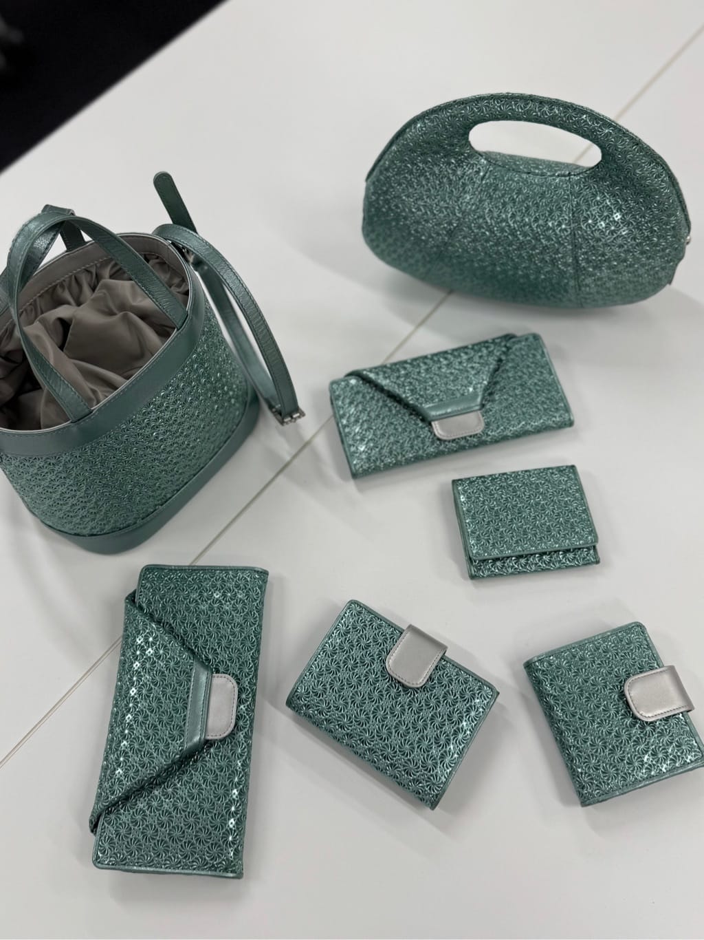 Kさんの「HIROKO HAYASHI｜GIRASOLE PIPERITA（ジラソーレ ピペリータ）2wayショルダーバッグ」を使ったコーディネート