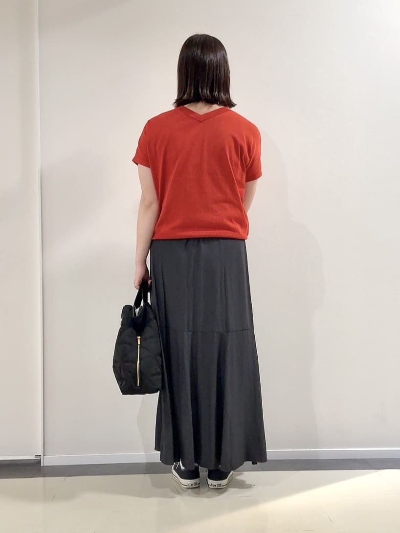 YUIさんの「UNTITLED｜【洗える/前後2WAY】ネックプルオーバーニット」を使ったコーディネート