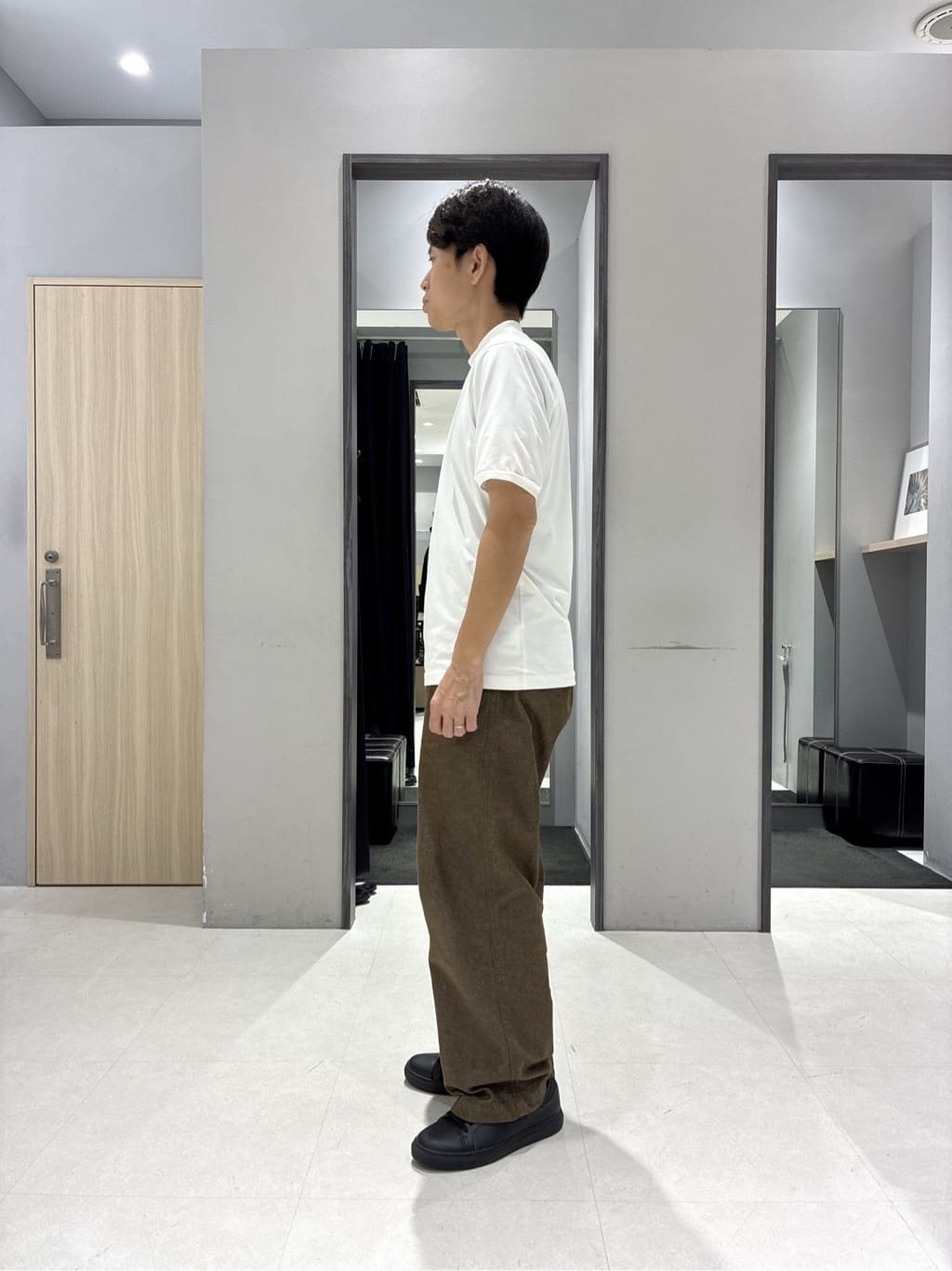 わいずみさんの「TAKEO KIKUCHI｜【COOL CITY WEAR】インドライ天竺モックネック プルオーバー /吸汗速乾」を使ったコーディネート