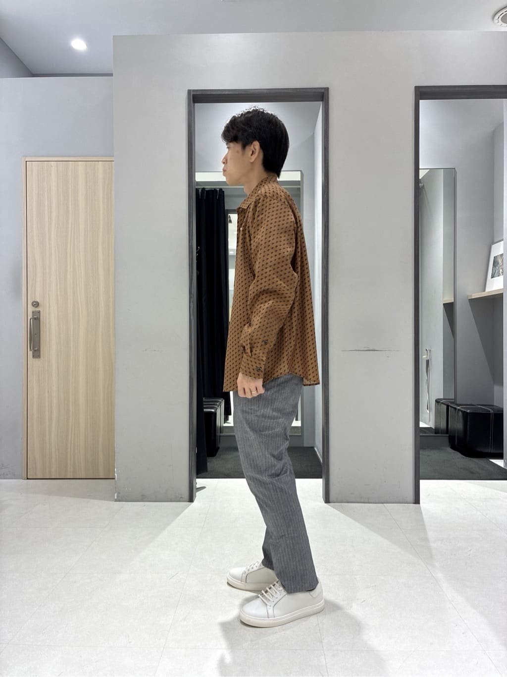 わいずみさんの「TAKEO KIKUCHI｜ボーラーハット柄 長袖シャツ」を使ったコーディネート