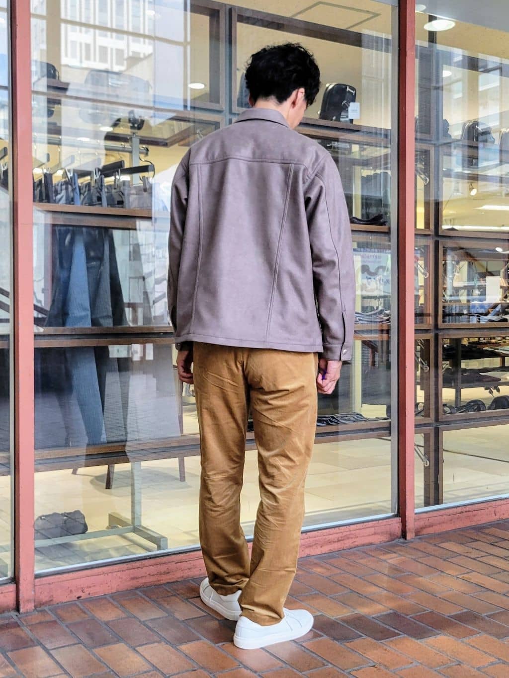 piroyaさんの「TAKEO KIKUCHI｜ストレッチ テーラードＴシャツ」を使ったコーディネート