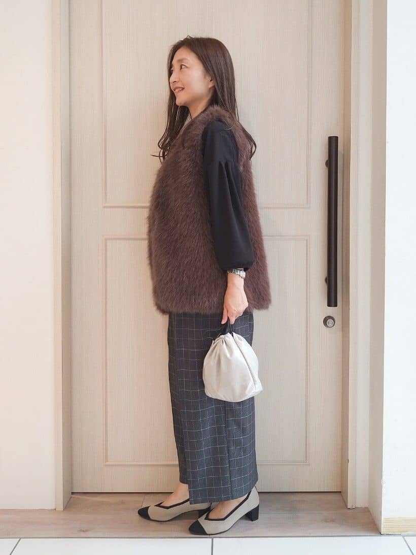 mi-saさんの「SHOO･LA･RUE｜【2点セット/7分袖】大人のきれい見え お袖タック入りアクセ付きトップス」を使ったコーディネート