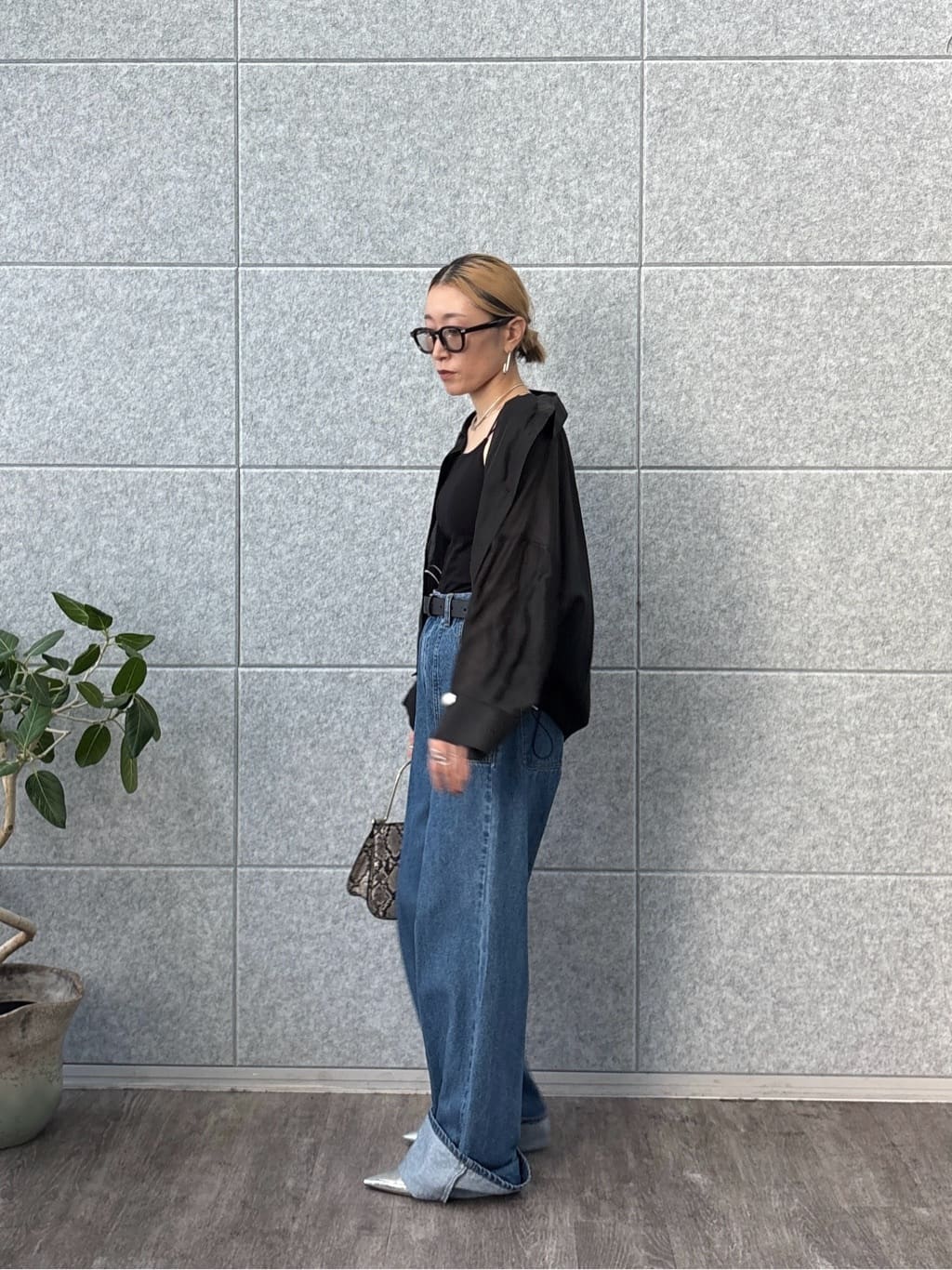 kotakiさんの「INDIVI｜ロールアップデニム」を使ったコーディネート