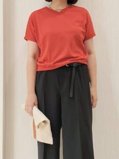 naokoさんの「UNTITLED｜【洗える/前後2WAY】ネックプルオーバーニット」を使ったコーディネート