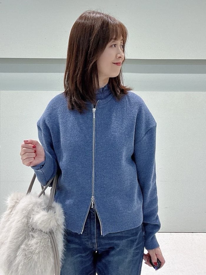 makiさんの「UNTITLED｜【ゆったりサイズ／着丈短め】ジップニットカーディガン」を使ったコーディネート