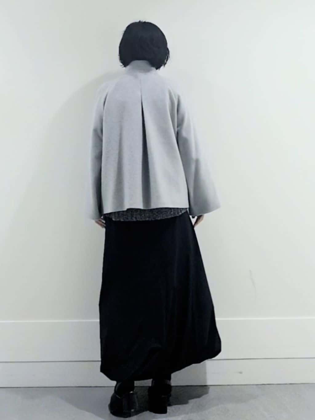 ミズタさんの「UNTITLED｜【着回しが効く／オンオフアウター】ウールショートコート」を使ったコーディネート