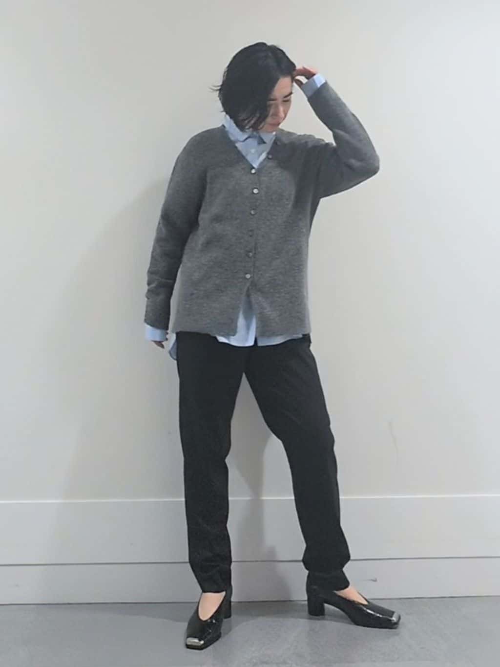 ミズタさんの「UNTITLED｜【トレンド/柔らかな素材感】ビスチェセットカーディガン」を使ったコーディネート