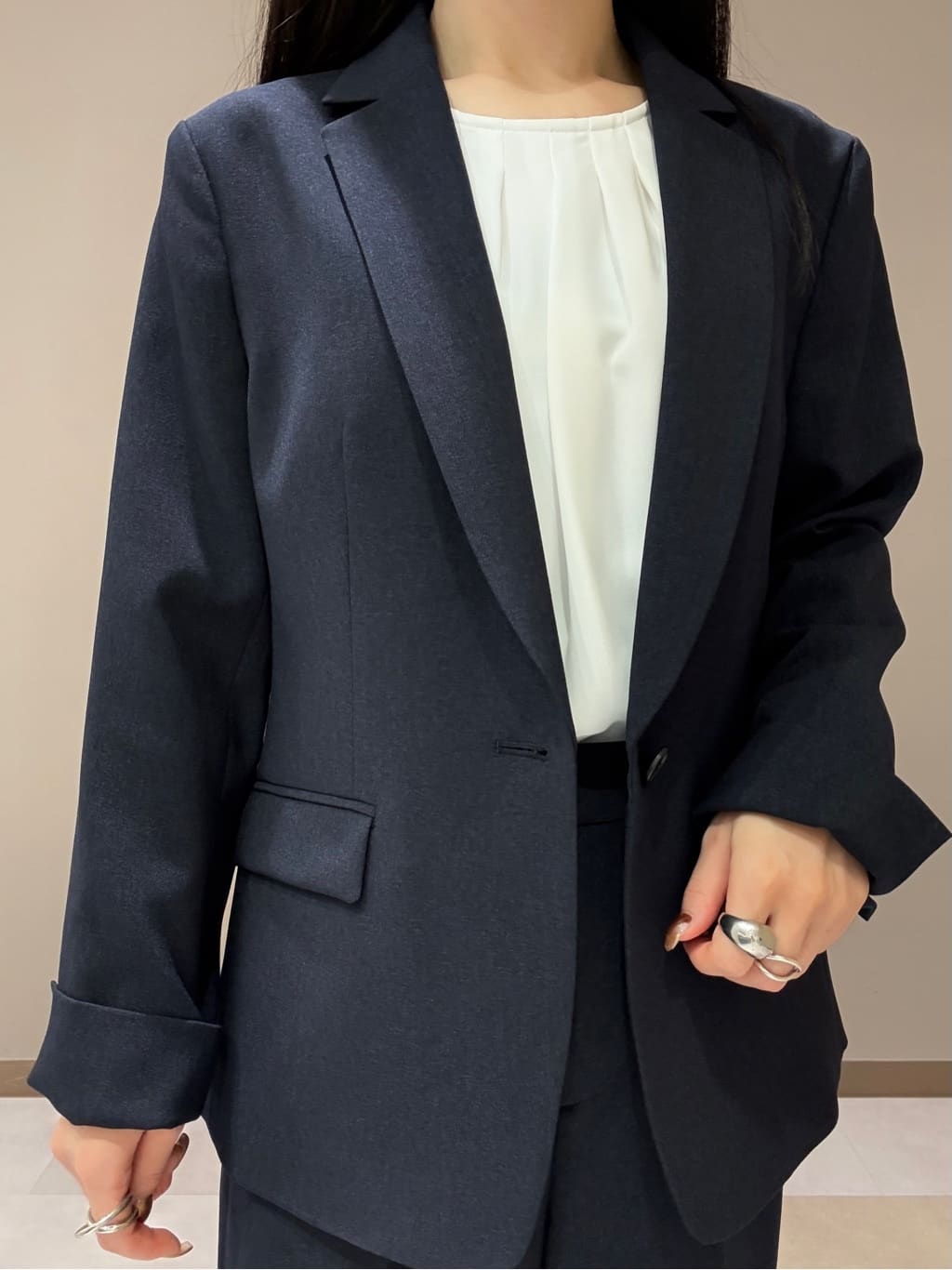 KEIKOさんの「INDIVI｜【UVケア】タックブラウス」を使ったコーディネート
