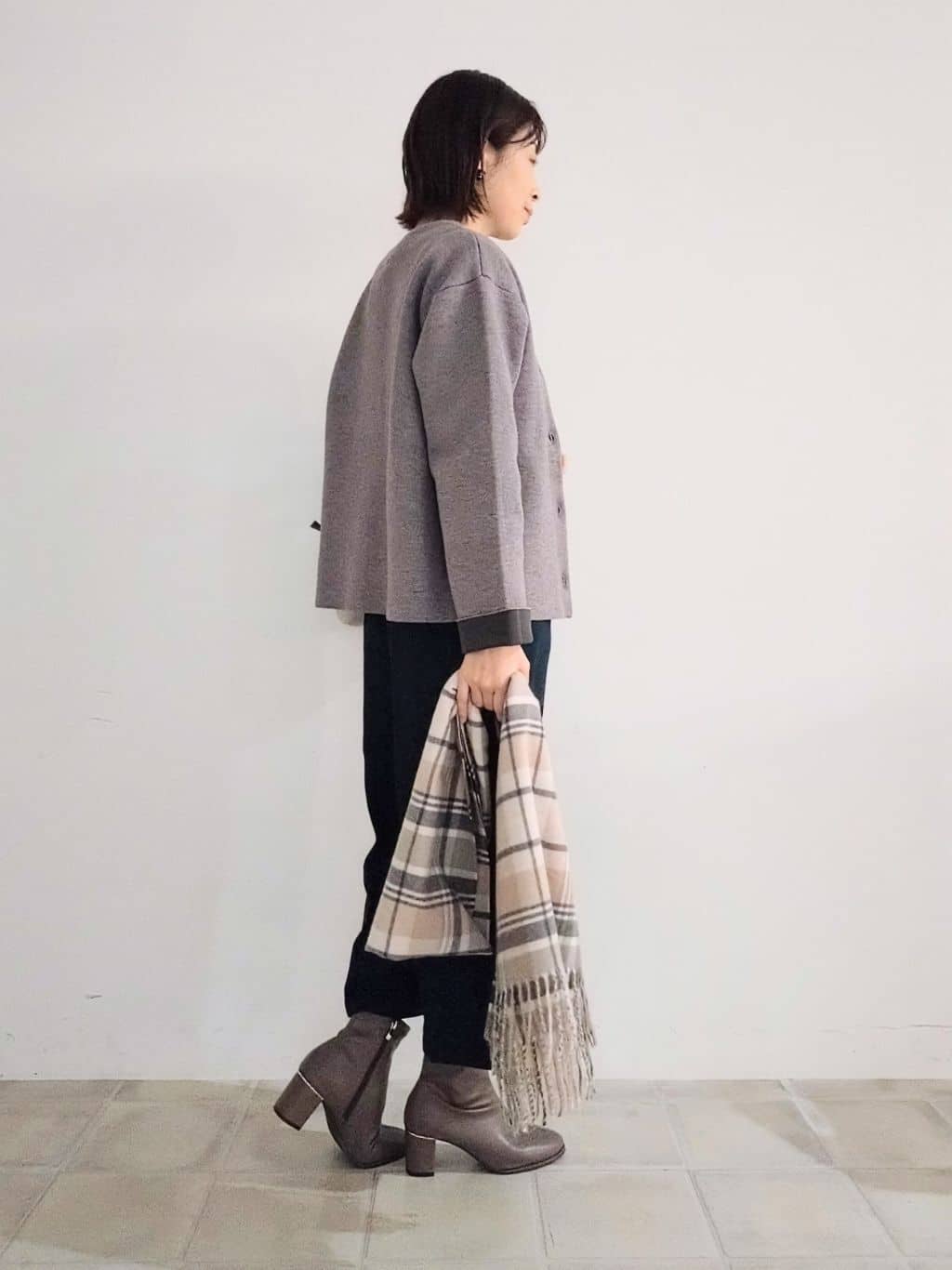 miomioさんの「SHOO･LA･RUE｜【S-LL】美しく見せる ボートネックロンT」を使ったコーディネート
