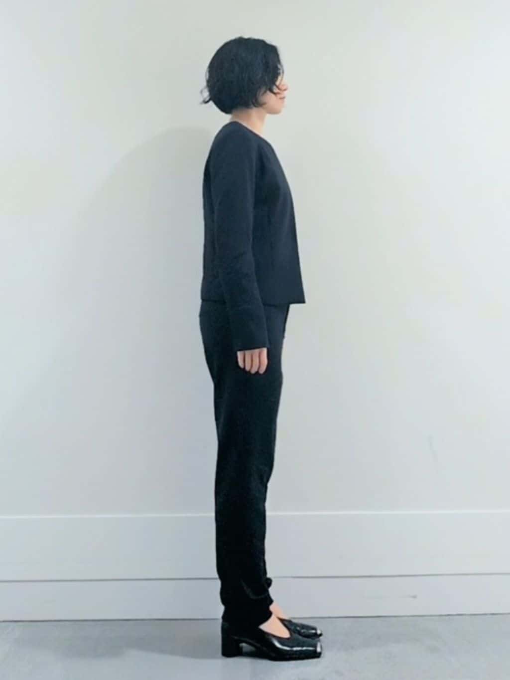 ミズタさんの「UNTITLED｜【洗えるスーツ/ストレッチ】ウール混ジャージ ノーカラージャケット」を使ったコーディネート