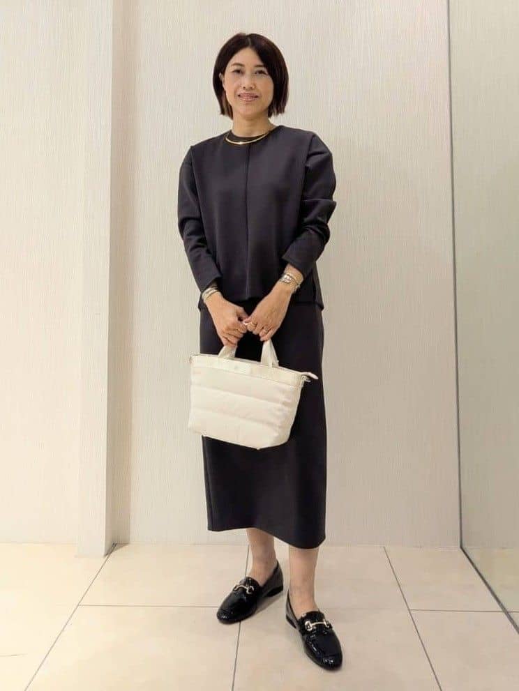 u-macoさんの「UNTITLED｜【セットアップ可/洗える】ダンボールジャージ プルオーバー」を使ったコーディネート