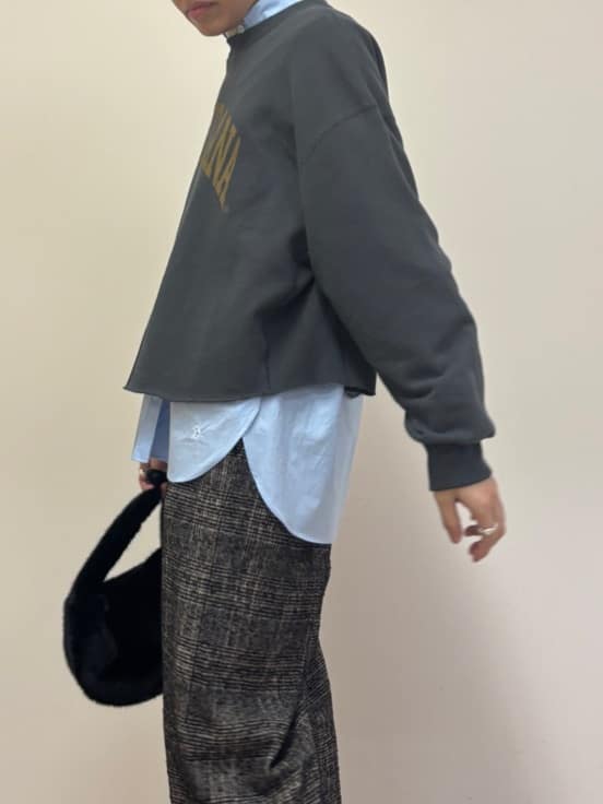 Harukaさんの「DRESSTERIOR｜◆コンパクトフェイクファーバッグ」を使ったコーディネート