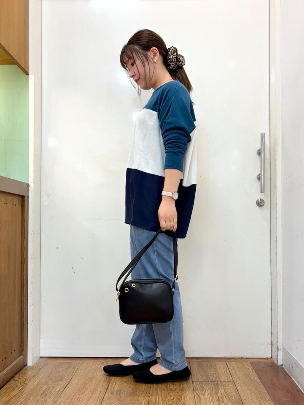 だいわさんの「SHOO･LA･RUE｜【S-LL】インしないで着られる 3段切り替えトップス」を使ったコーディネート