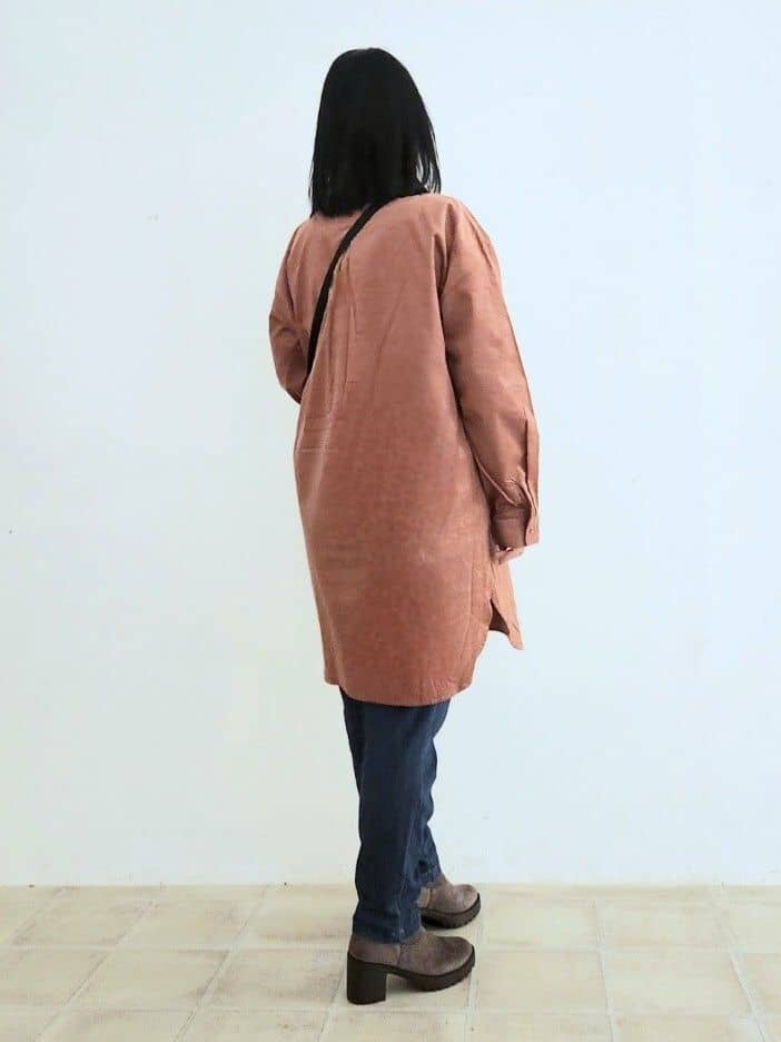 くまさんの「SHOO･LA･RUE｜【洗濯機可/S-LL】すっきり見えにこだわった コーデュロイチュニックワンピース」を使ったコーディネート