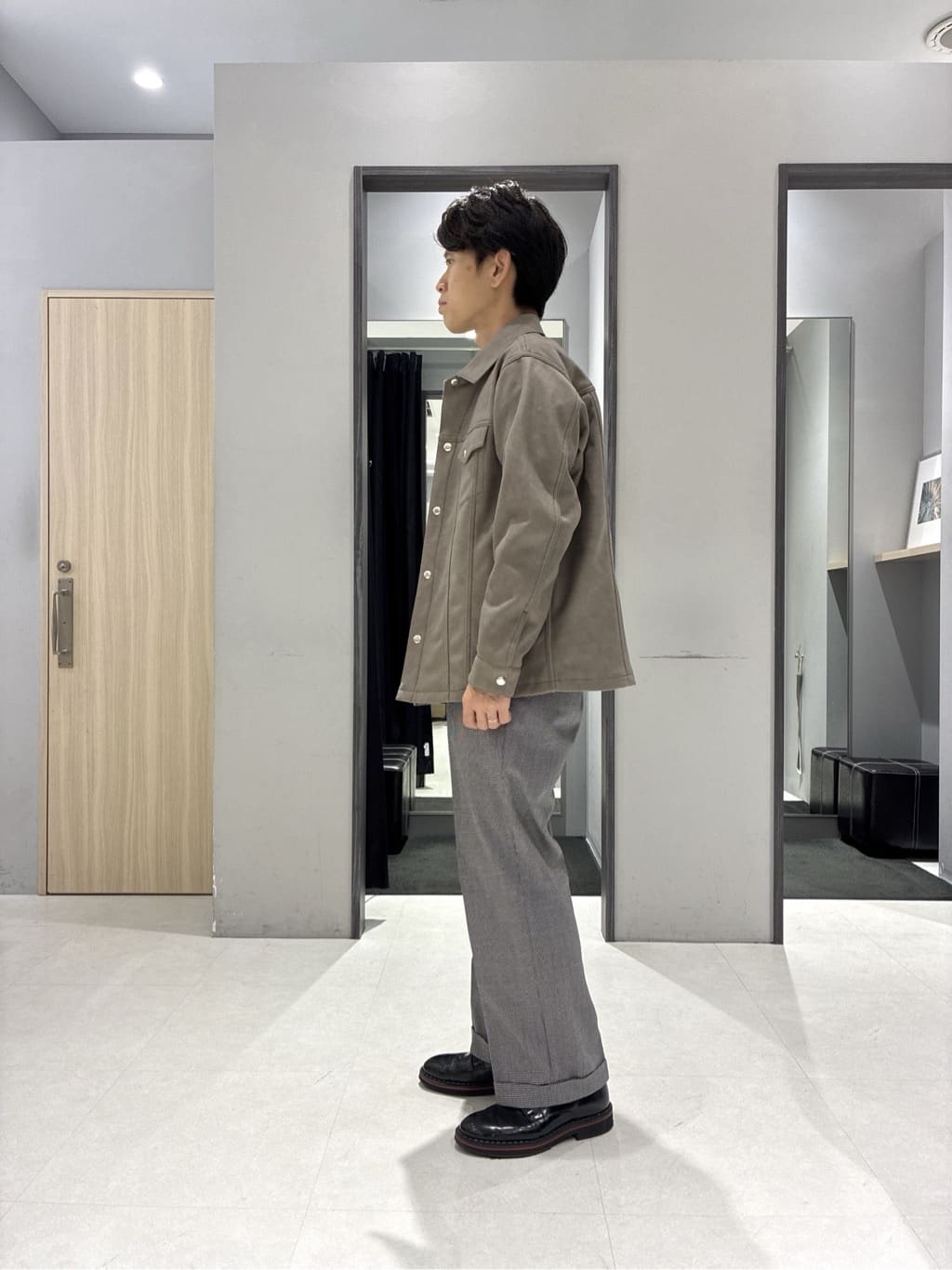 わいずみさんの「TAKEO KIKUCHI｜ストレッチ テーラードＴシャツ」を使ったコーディネート