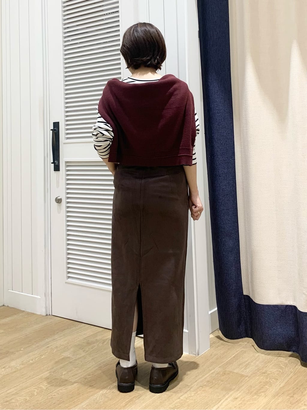 IMARIさんの「Dessin｜【選べる首元デザイン/洗える】クルーネックロングTシャツ」を使ったコーディネート