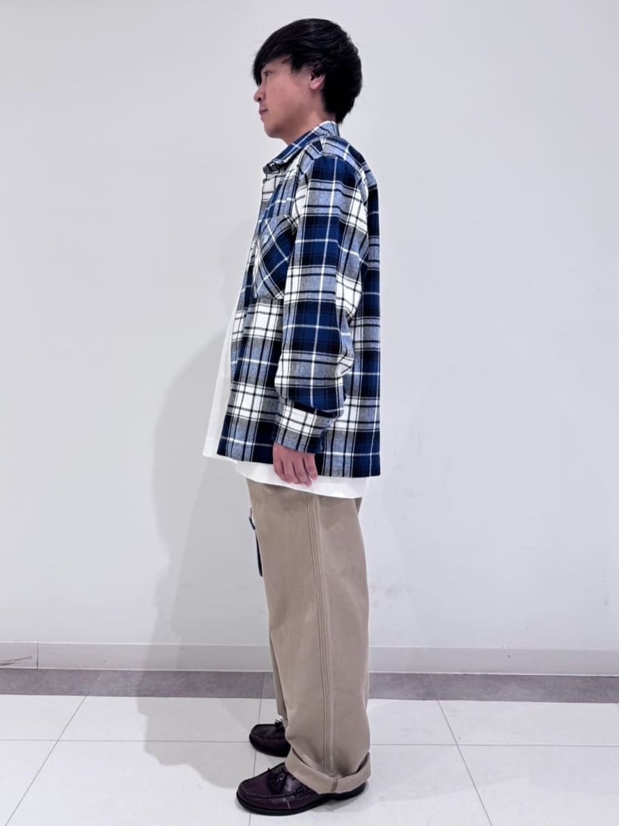 MATSUBARAさんの「DRESSTERIOR｜ヴィンテージ アルティメットチノパンツ」を使ったコーディネート