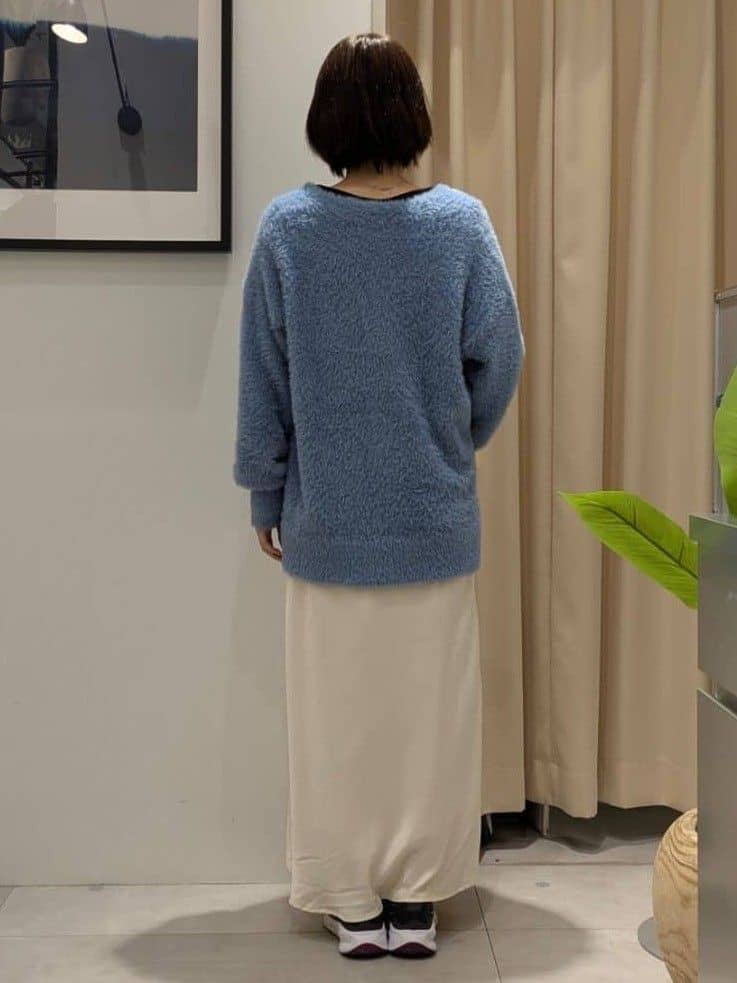 なめさんの「THE SHOP TK｜【ふわふわあったか】フェザーカーディガン」を使ったコーディネート