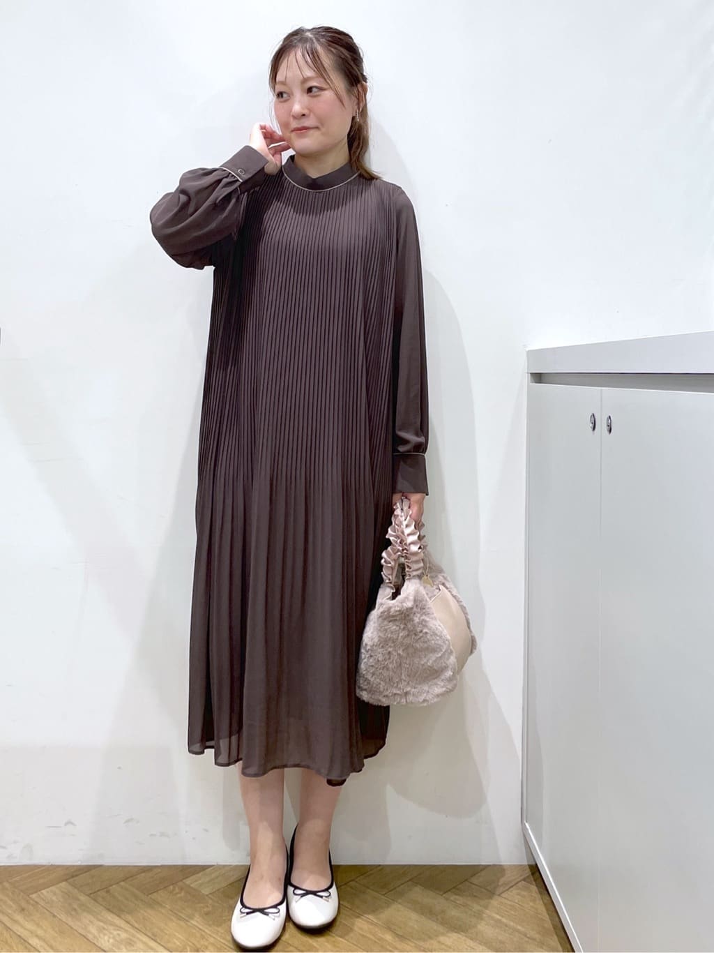 Junさんの「index｜《5色展開／S-3Lサイズ》プリーツフレアワンピース【洗濯機OK／防シワ】」を使ったコーディネート