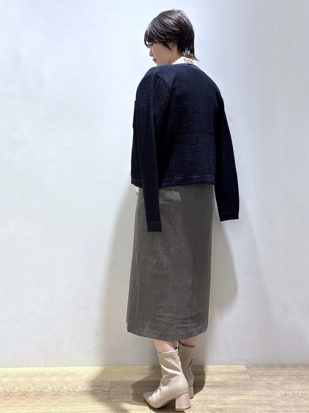 mizukiさんの「index｜ロゴ刺繍クルーカーディガン【洗濯機洗い可】」を使ったコーディネート